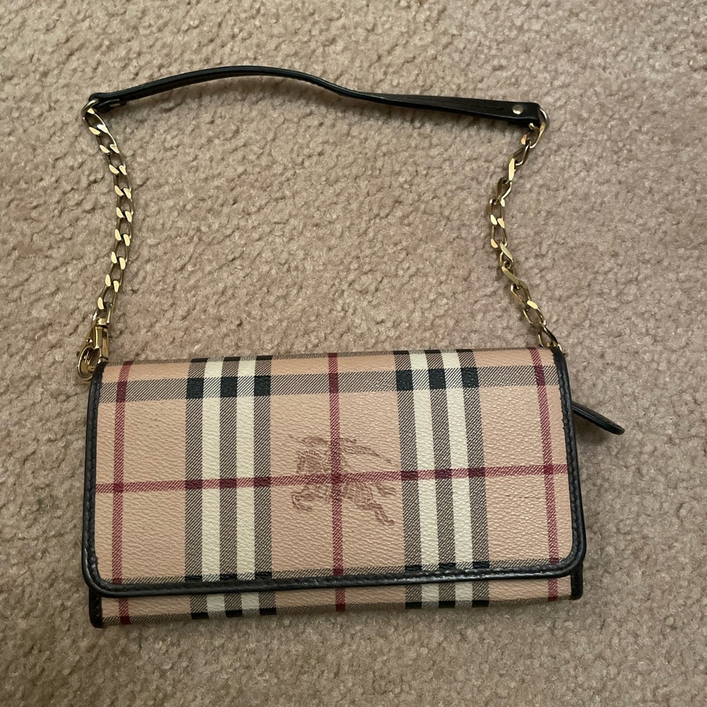 Burberry Chain Wallet shoulder bag